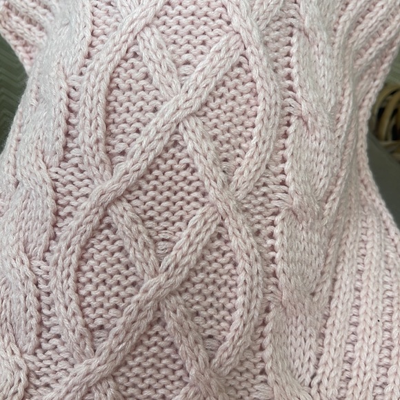 New York & Company NWT Pale Pink Infinity Scarf - Picture 6 of 6